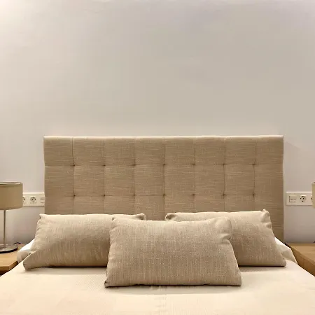 Housingleon - Palacio De Don Ramiro Buitenkant foto